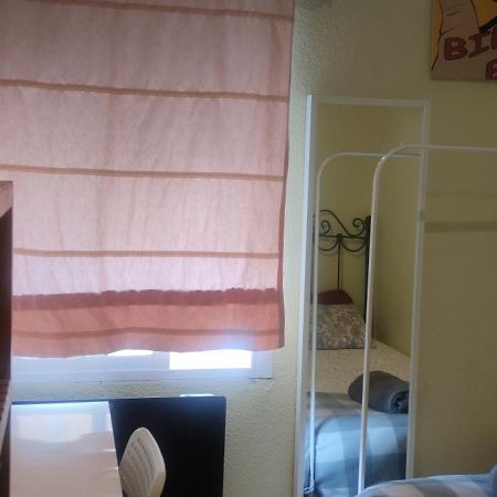 Habitacion Individual En Apartamento Centrico Μαδρίτη Δωμάτιο φωτογραφία